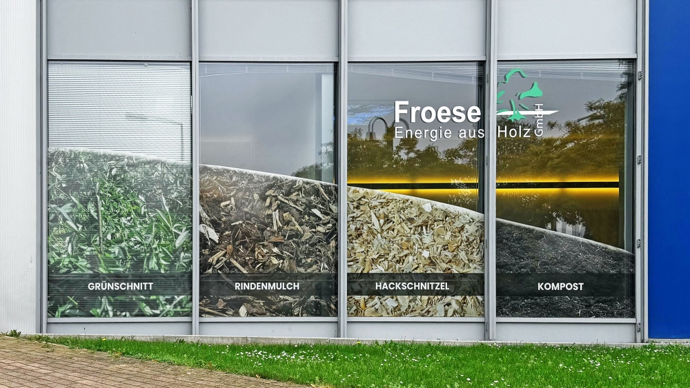 Fensterbeklebung Froese